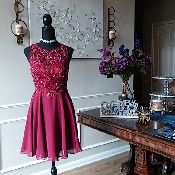 Eureka Fashion Embellished Chiffon A-line Cocktail Mini Dress. Size M - Picture 5 of 17